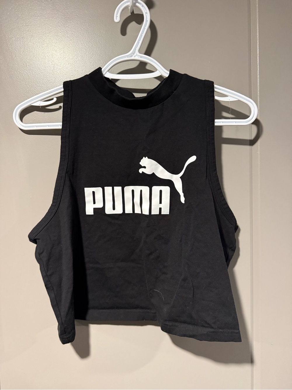 Puma high neck crop tank- women’s XL